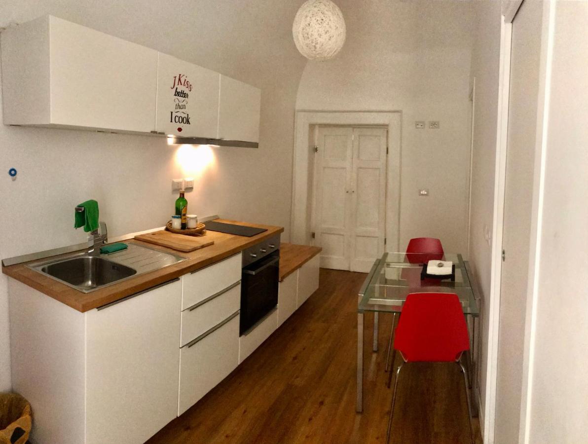 Central Suite Apartment Bari Exterior foto